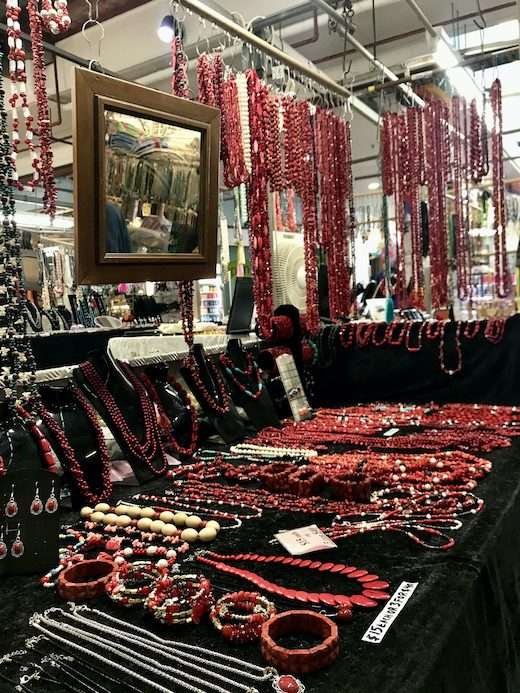 Biji saga/ red seed Pacific ethnic jewelry in Cairns market